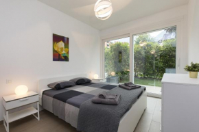 Отель Alla Roggia Apartment  Лугано